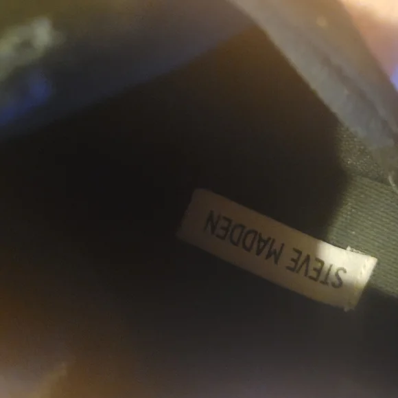 Runners - Picture 3 of 8